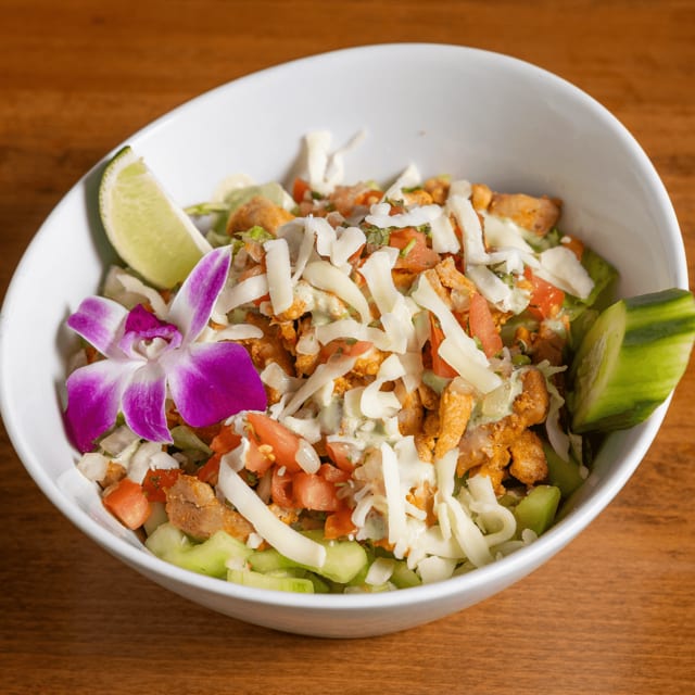 Ensalada Con Pollo.