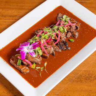 Filet Mignon Aguachile Plato