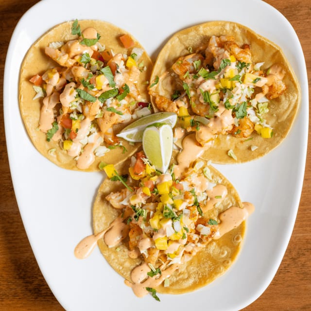 Tacos Del Mar.