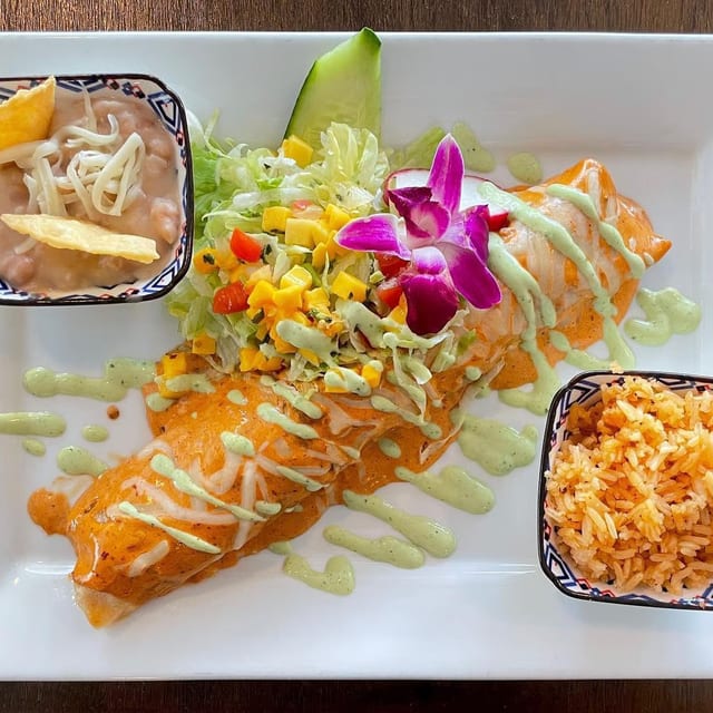 Enchiladas De Camaron Al Chipotle.